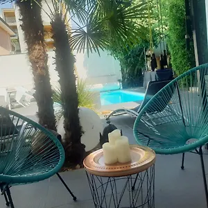  Appartement Studio Piscine